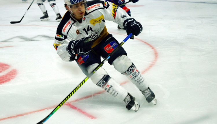 What is the easiest position in hockey